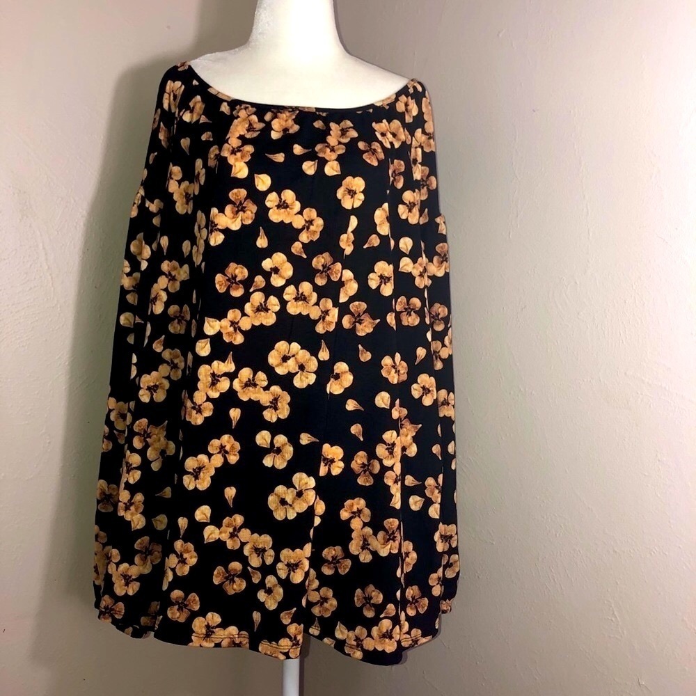 NWT AVA & VIV Stretch Black Floral Print Long Sleeve Top Sz 1X - Picture 2 of 9